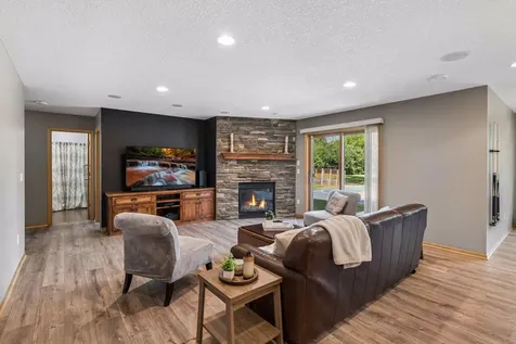 5216 102nd Trail N Brooklyn Park MN 55443