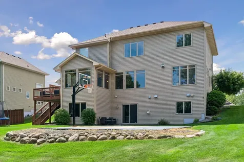5216 102nd Trail N Brooklyn Park MN 55443