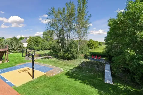 5216 102nd Trail N Brooklyn Park MN 55443
