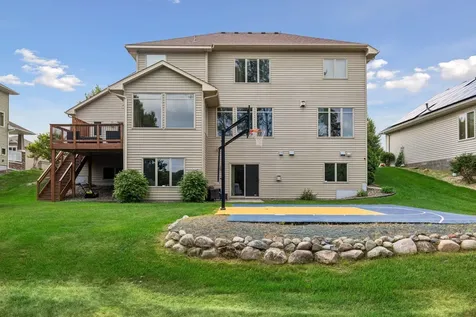 5216 102nd Trail N Brooklyn Park MN 55443