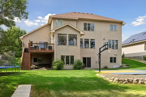 5216 102nd Trail N Brooklyn Park MN 55443