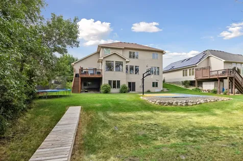 5216 102nd Trail N Brooklyn Park MN 55443