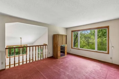 6398 47th Street N Oakdale MN 55128