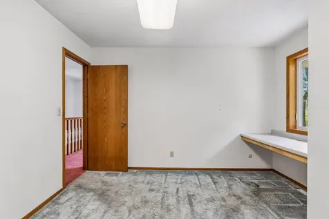 6398 47th Street N Oakdale MN 55128