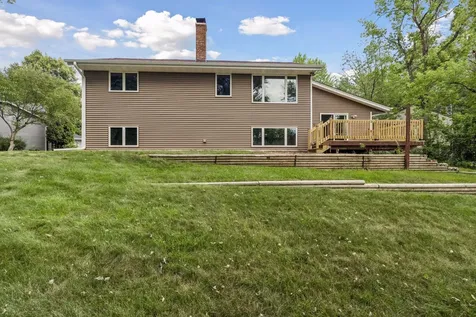 6398 47th Street N Oakdale MN 55128
