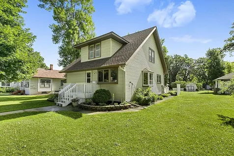 645 Main Street S Hutchinson MN 55350