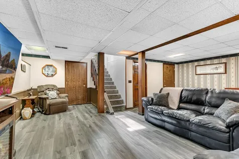 645 Main Street S Hutchinson MN 55350