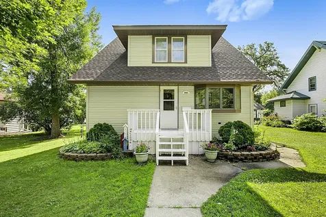 645 Main Street S Hutchinson MN 55350