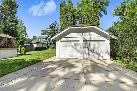 645 Main Street S Hutchinson MN 55350