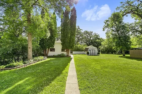 645 Main Street S Hutchinson MN 55350