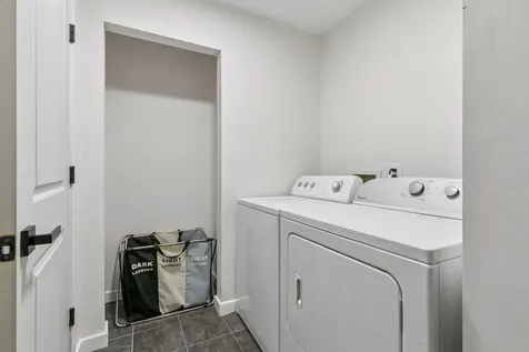 20955 Jamestown Avenue Lakeville MN 55044