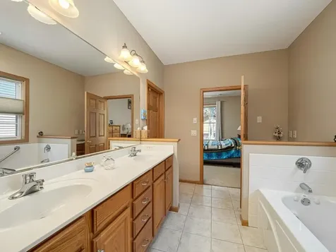 10562 Mississippi Circle N Brooklyn Park MN 55443