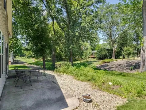10562 Mississippi Circle N Brooklyn Park MN 55443