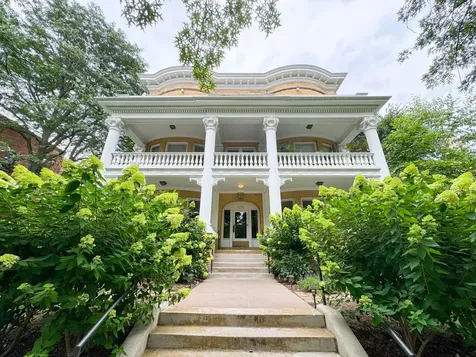 579 Summit Avenue Saint Paul MN 55102