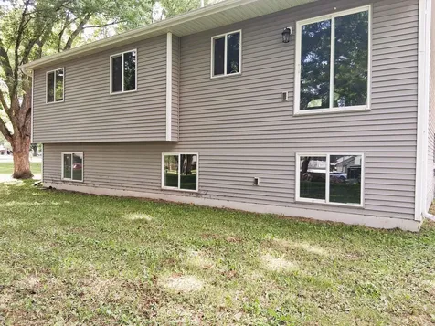 1930 Prospect Drive NE Saint Cloud MN 56304