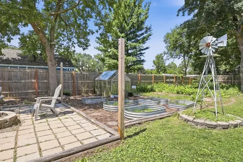 2258 W 105th Street Bloomington MN 55431