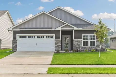 39585 Fawn Avenue North Branch MN 55056
