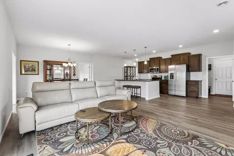 39585 Fawn Avenue North Branch MN 55056