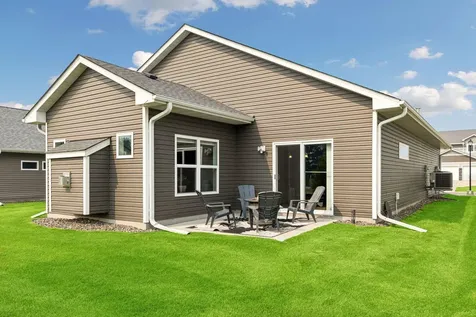 39585 Fawn Avenue North Branch MN 55056
