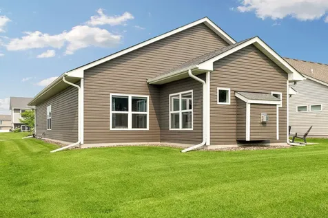 39585 Fawn Avenue North Branch MN 55056