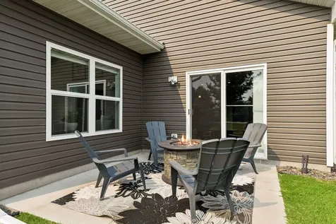 39585 Fawn Avenue North Branch MN 55056