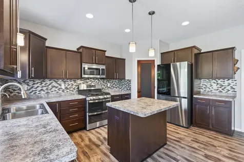 2299 Gall Avenue Maplewood MN 55109
