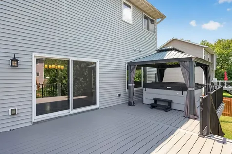 2299 Gall Avenue Maplewood MN 55109