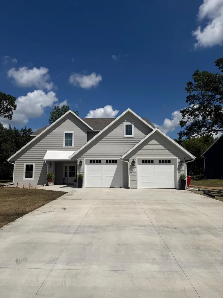 1753 Karnis Drive NW Alexandria MN 56308