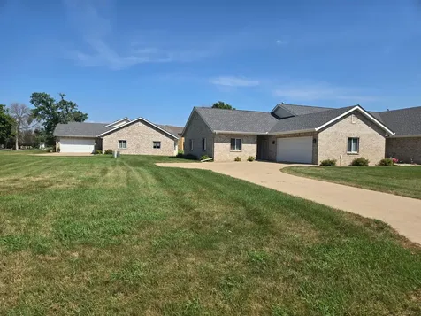 111 S West Street Belle Plaine MN 56011