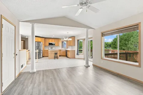 805 Daniel Drive Belle Plaine MN 56011