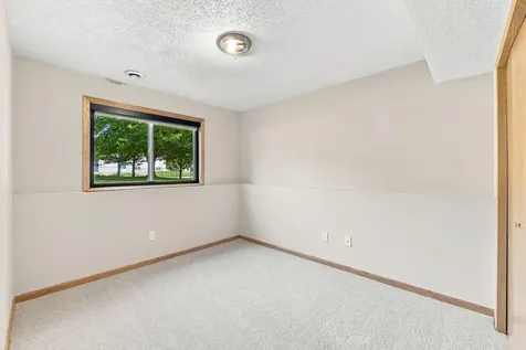 805 Daniel Drive Belle Plaine MN 56011