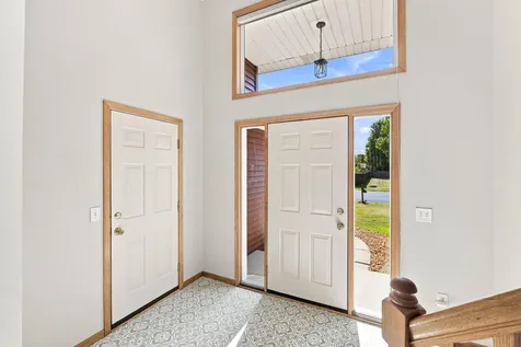 805 Daniel Drive Belle Plaine MN 56011