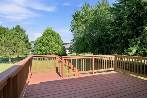 805 Daniel Drive Belle Plaine MN 56011