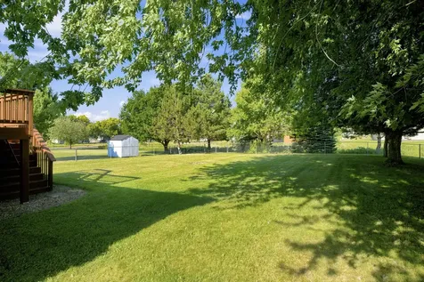 805 Daniel Drive Belle Plaine MN 56011
