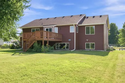 805 Daniel Drive Belle Plaine MN 56011