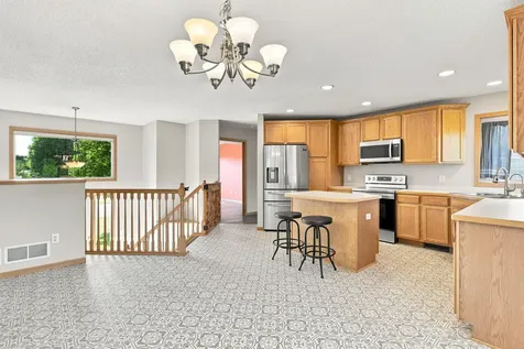 805 Daniel Drive Belle Plaine MN 56011