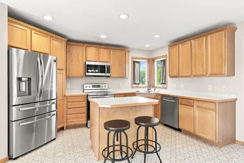 805 Daniel Drive Belle Plaine MN 56011
