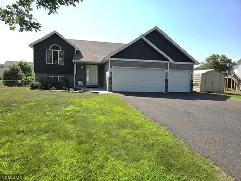 707 4th Avenue SW Isanti MN 55040