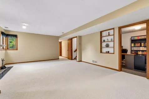 15481 Michele Lane Eden Prairie MN 55346