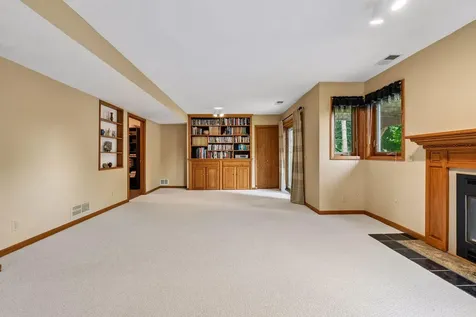 15481 Michele Lane Eden Prairie MN 55346