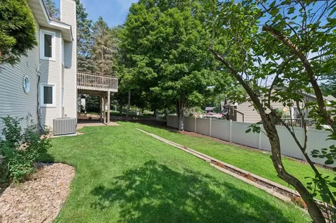 15481 Michele Lane Eden Prairie MN 55346