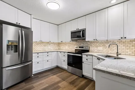 15481 Michele Lane Eden Prairie MN 55346