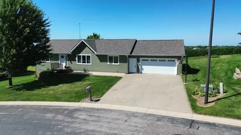 206 Park Avenue Altura MN 55910