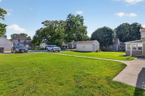 215 6th Street NW Rochester MN 55901