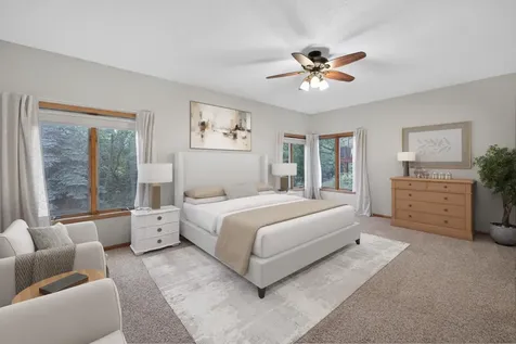 2032 Fox Valley Drive SW Rochester MN 55902
