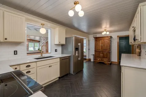 48194 Old River Bluff Road Saint Peter MN 56082