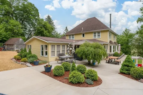48194 Old River Bluff Road Saint Peter MN 56082