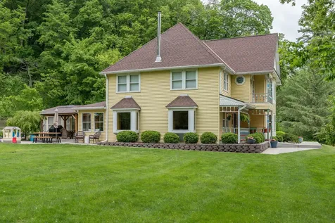 48194 Old River Bluff Road Saint Peter MN 56082