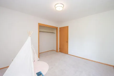 4503 S River Haven Road Moorhead MN 56560