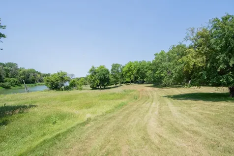 4503 S River Haven Road Moorhead MN 56560